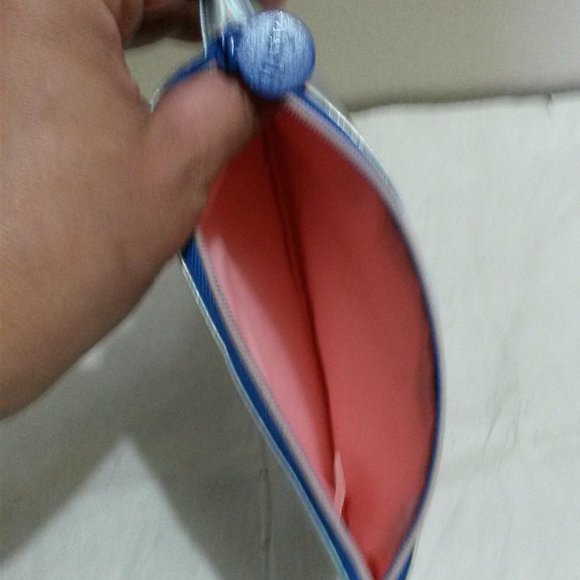 Iridescent Cosmetic Bag - Picture 11 of 16